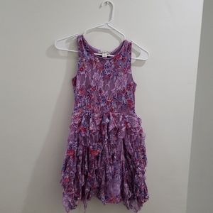 Girls dress